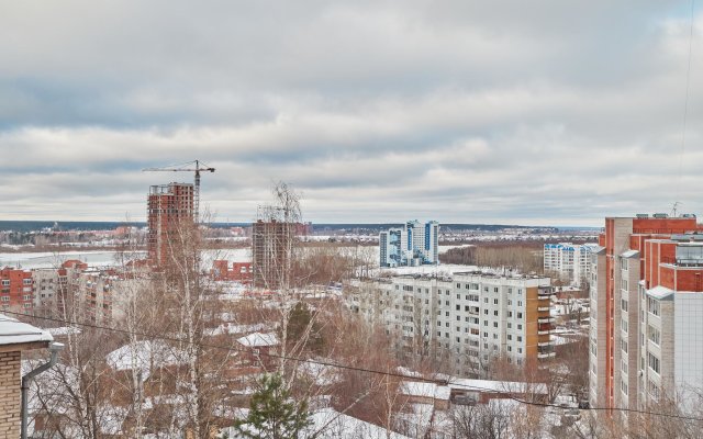 Petrovsky Apartments on Savinykh Street