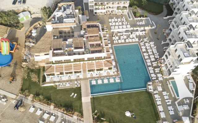 La Siesta Beach Resort