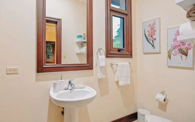 CR Luxury Casa Zafiro 7 Bdrm