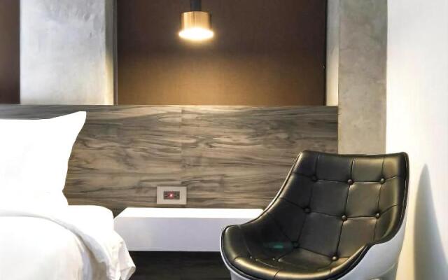 Small Hotel