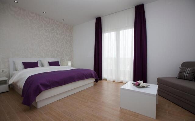 Rooms Ino