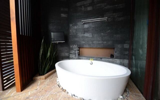 Sanya Marina SPA Hotel
