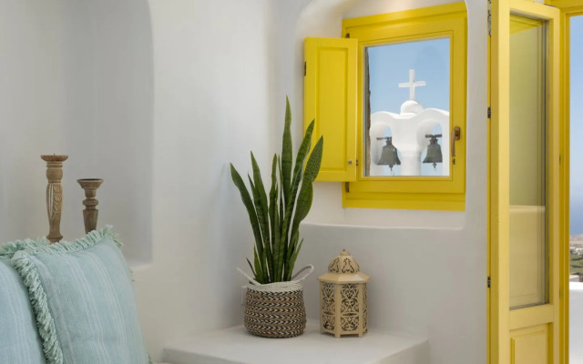 Valsamo Suites