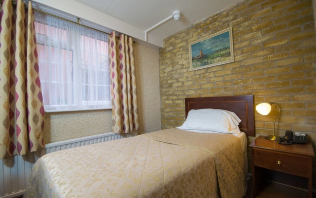 Old Kings Arms Hotel