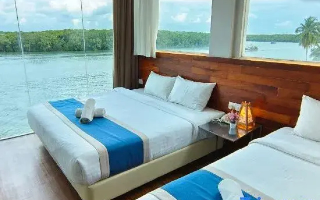 Riverbank Hotel by MRVJ BUSINESS