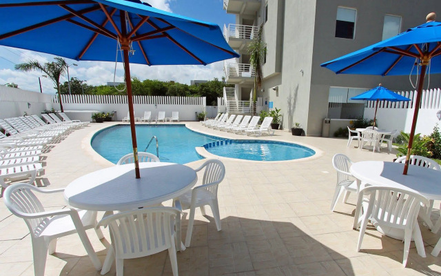 One Cancun Centro