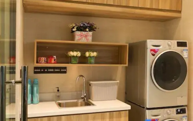 HanTing Premium Hotel (Kunming Century Jinyuan Plaza)