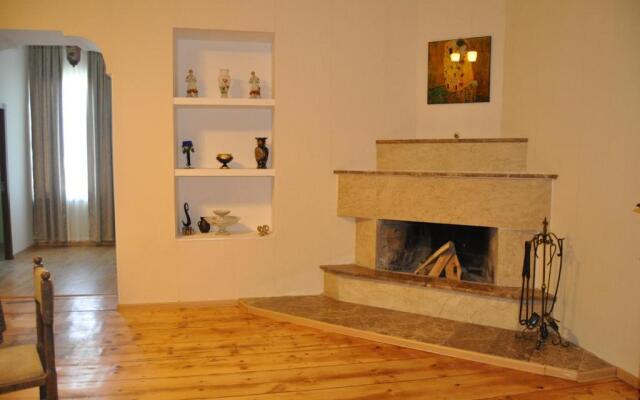 Apartment Chavchavadze 5