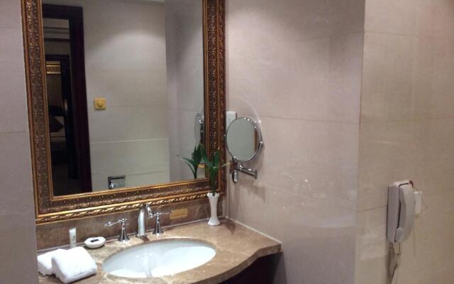 New Paris Hotel Harbin