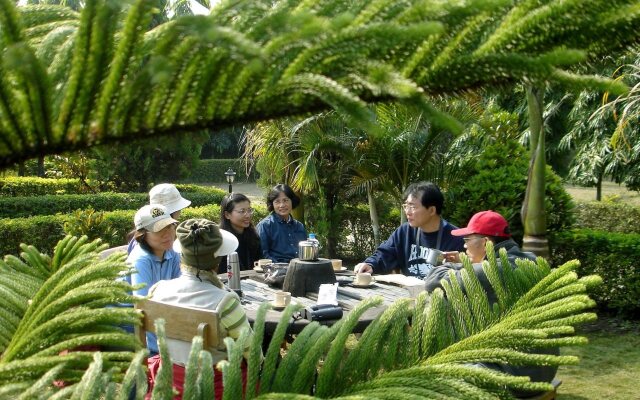 Jungle Safari Resort