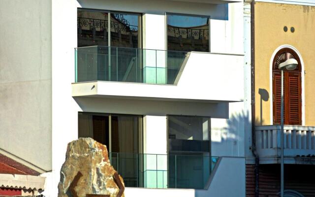 B&B Rakel Home