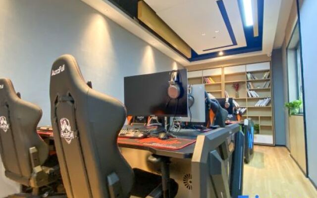 Unknown Li Panyu Hotel (Jingkai Fujikang Branch)