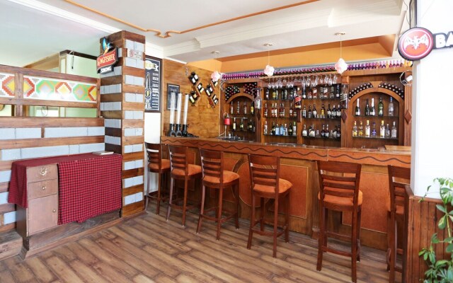 OYO 12270 Hotel Shobla Royale