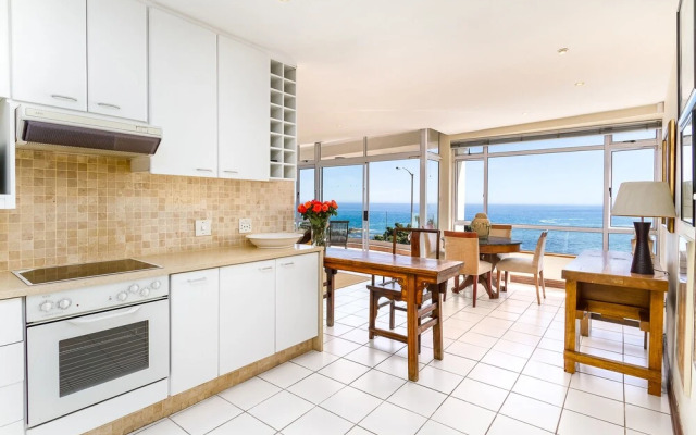 Balie Bay 1 - Adults Only