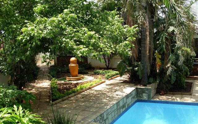 Liongate Bed and Breakfast