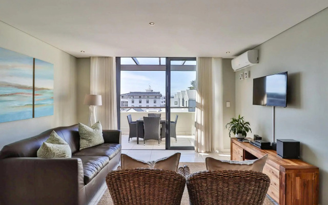 Whale Coast All-Suite-Hotel