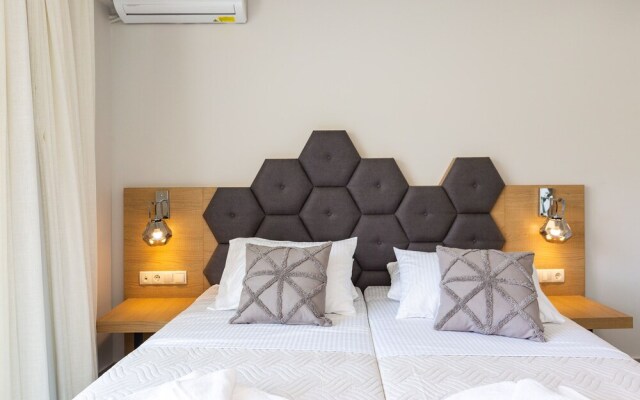 Triple Studio with Mountain View in Akrogiali Luxury Aparthotel