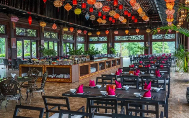 Tam Chuc Complex