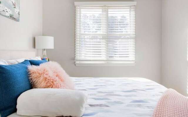 Oakland Hills Stylish Country Home