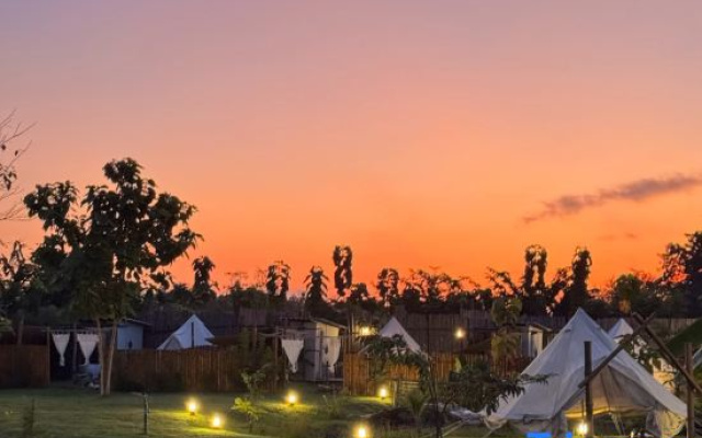 Khao Poon Camping