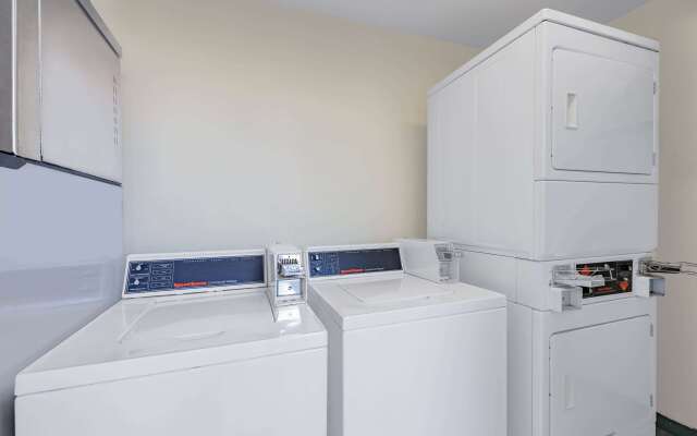 Travelodge by Wyndham Miles City