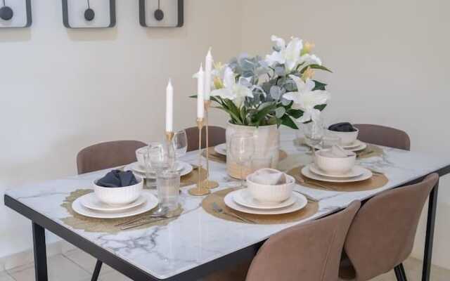 Vogue - Spacious 3BHK Greens & Views