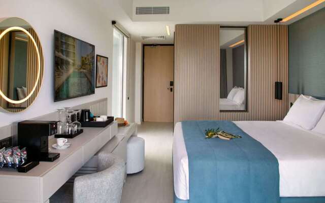 Mercure Larnaca Beach Resort
