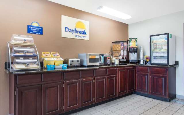 Days Inn by Wyndham Austin