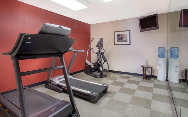 Holiday Inn Express and Suites Phoenix Midtown