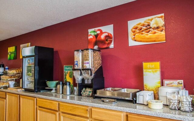 Quality Inn O'Fallon IL - St. Louis