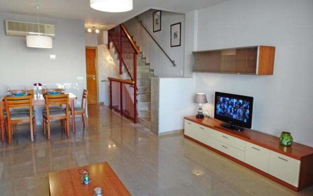 SAN FERNANDO PALACE III - Beach House