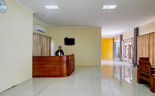 OYO 3812 Edutel Sade Raya Kuta Hotel Lombok