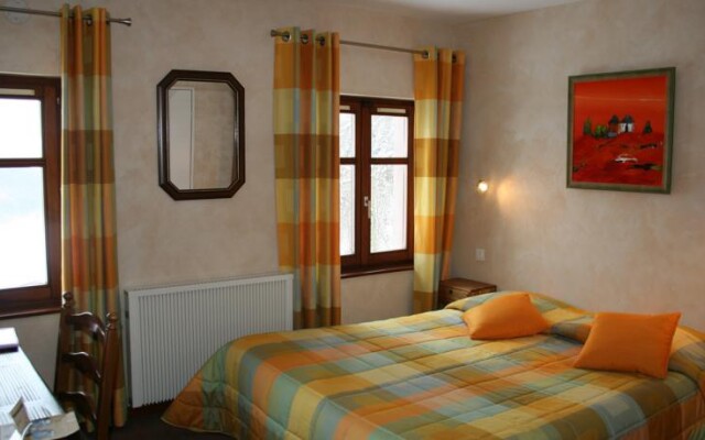 Logis Hôtel du Bouton d'Or