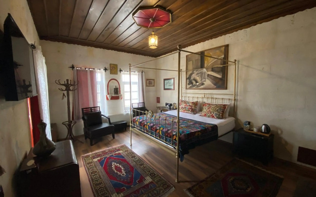 Canela Cave Hotel