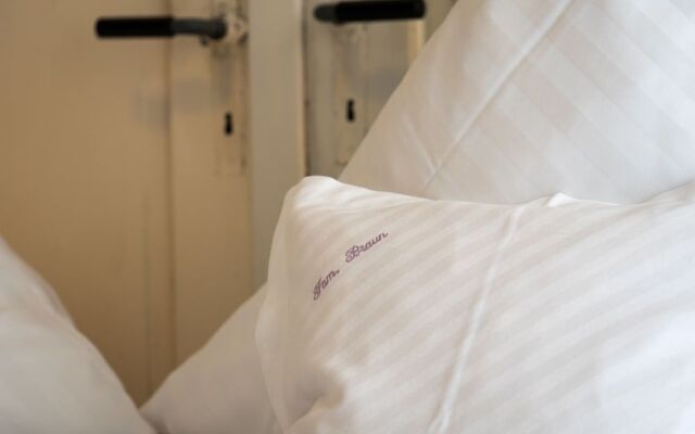 Weinbar Und Hotel Fahraway