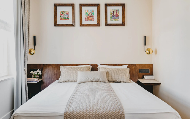 Mamaison Le Regina Boutique Hotel