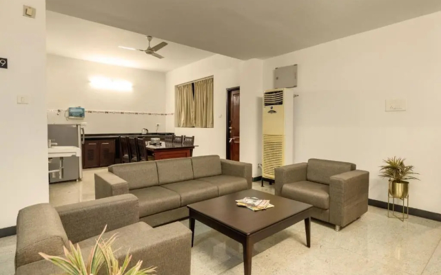 Hotel Paramount Suites & Service Apartments