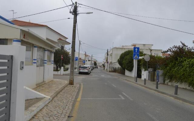 Moradia Nova E Completa A 350 Mtrs. Praia