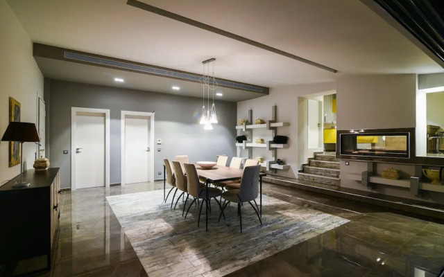 Villa Selenia Gold