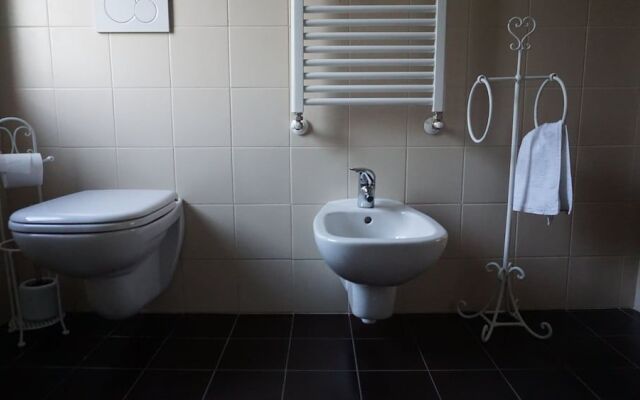 L'Abete Rosso Sul Po