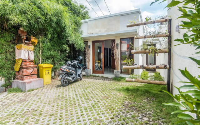 ZEN Rooms Denpasar Padang Mekar