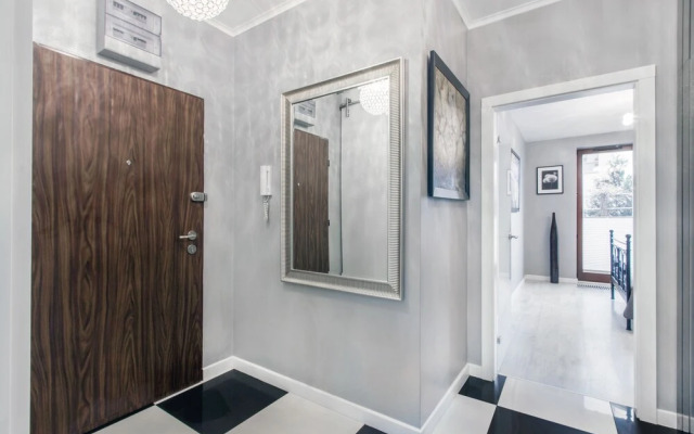ClickTheFlat Luxury Apartment in Warsaw