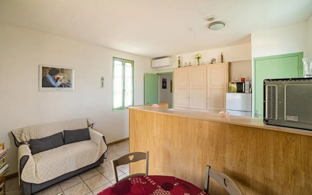 Tasteful Holiday Home in Marnac With Garden