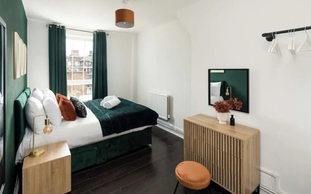 Sunny 2B/1B Flat nr Borough Market, Central London