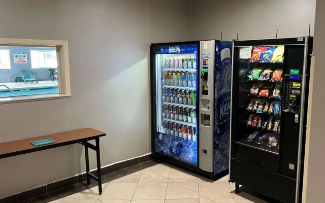 Holiday Inn Express Grants