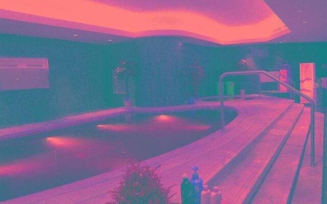 Grand You You Hotel