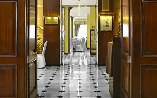 One Shot Palacio Reina Victoria 04