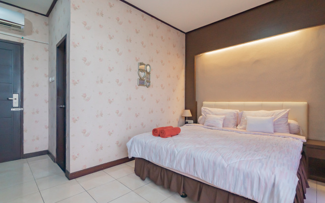 Rizh Hotel
