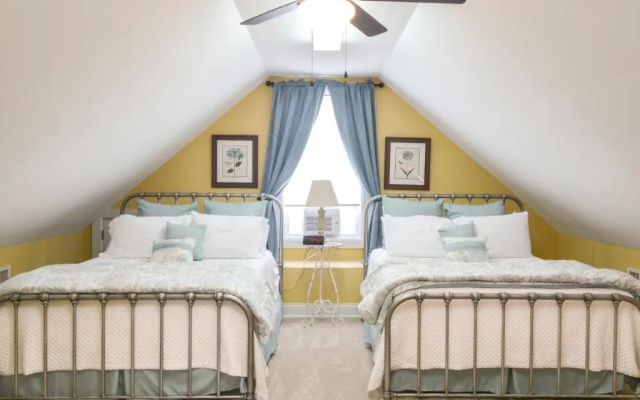 Barren Breeze Bed and Breakfast