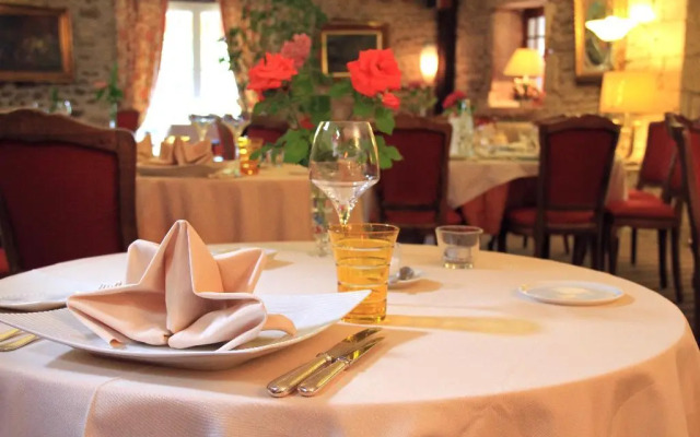 Château de Périgny, The Originals Relais